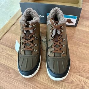 NWT Weatherproof Vintage Men's Suede Leather Sneakerboot